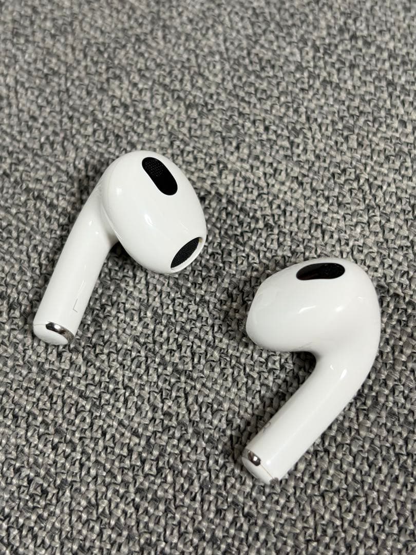 Apple AirPods3 本体 充電ケース付き