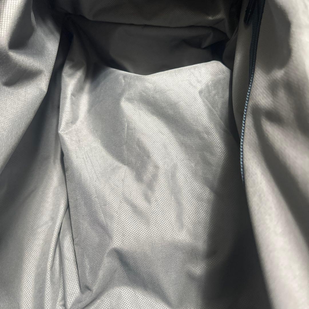 TUMIのゴルフ用のバック