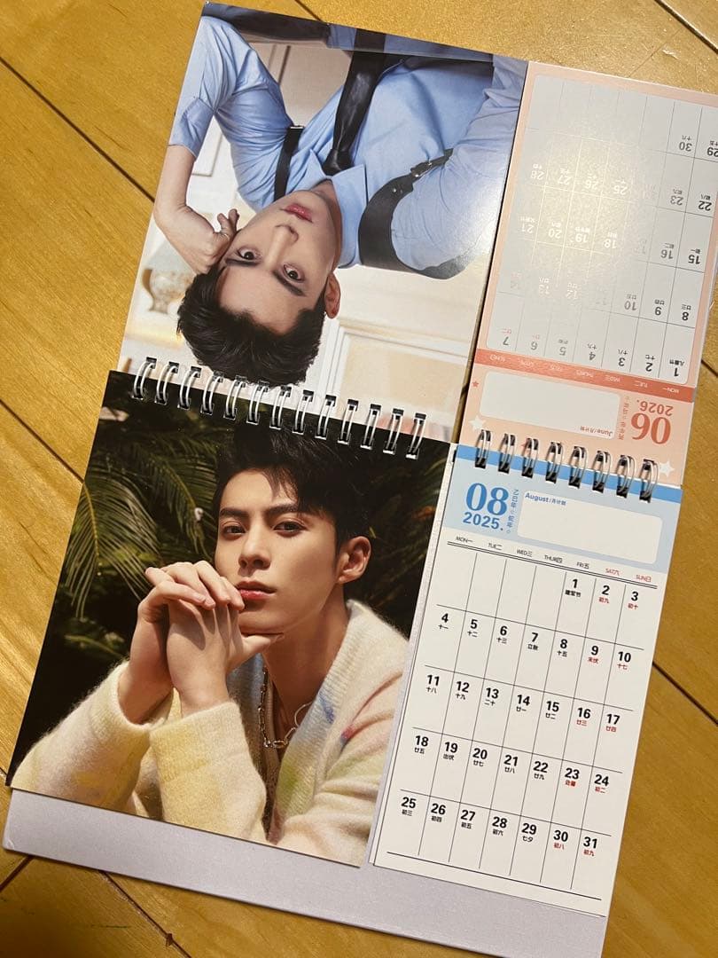 1780円最新ワンホーディー王鹤棣カレンダー 2025+2026年カレンダー①