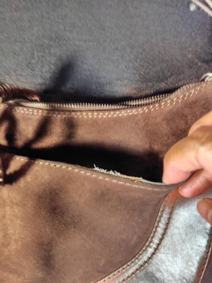 ヴァレンチノ　ワンショルダーバッグ スエード　レザー