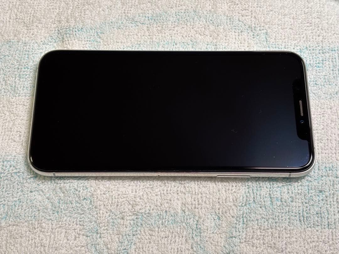Apple iPhone Xs 256GB シルバー SIMフリー スマホ