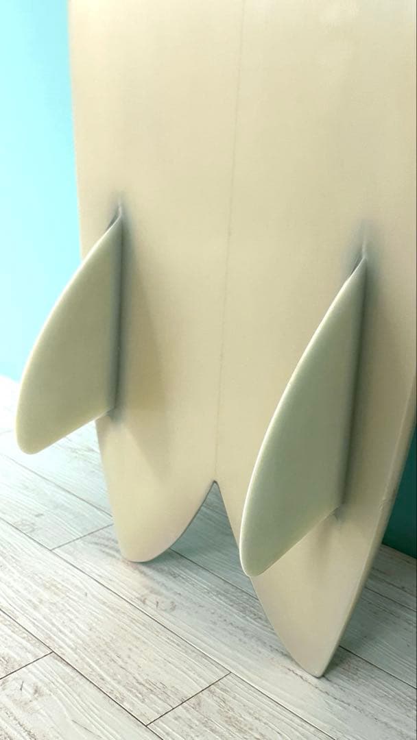 ライアンバーチSQUIT FISH5.7 RYAN BURCH ツインフィン