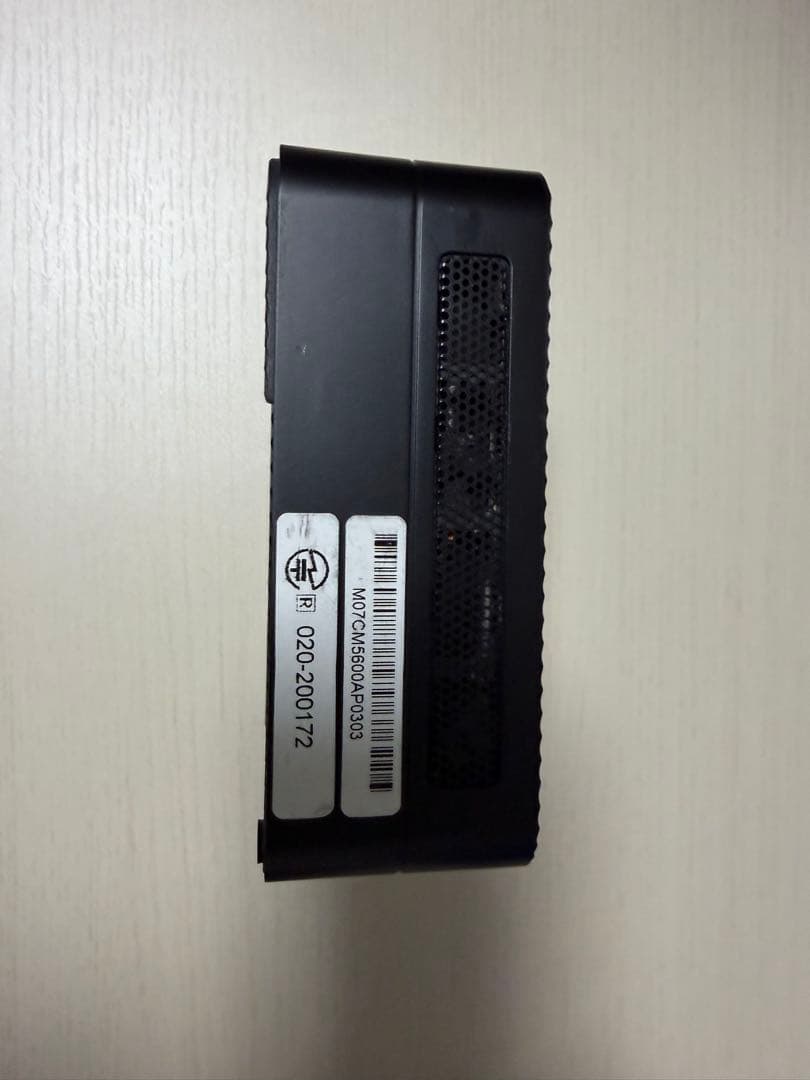 MINISFORUM UM560 ジャンク