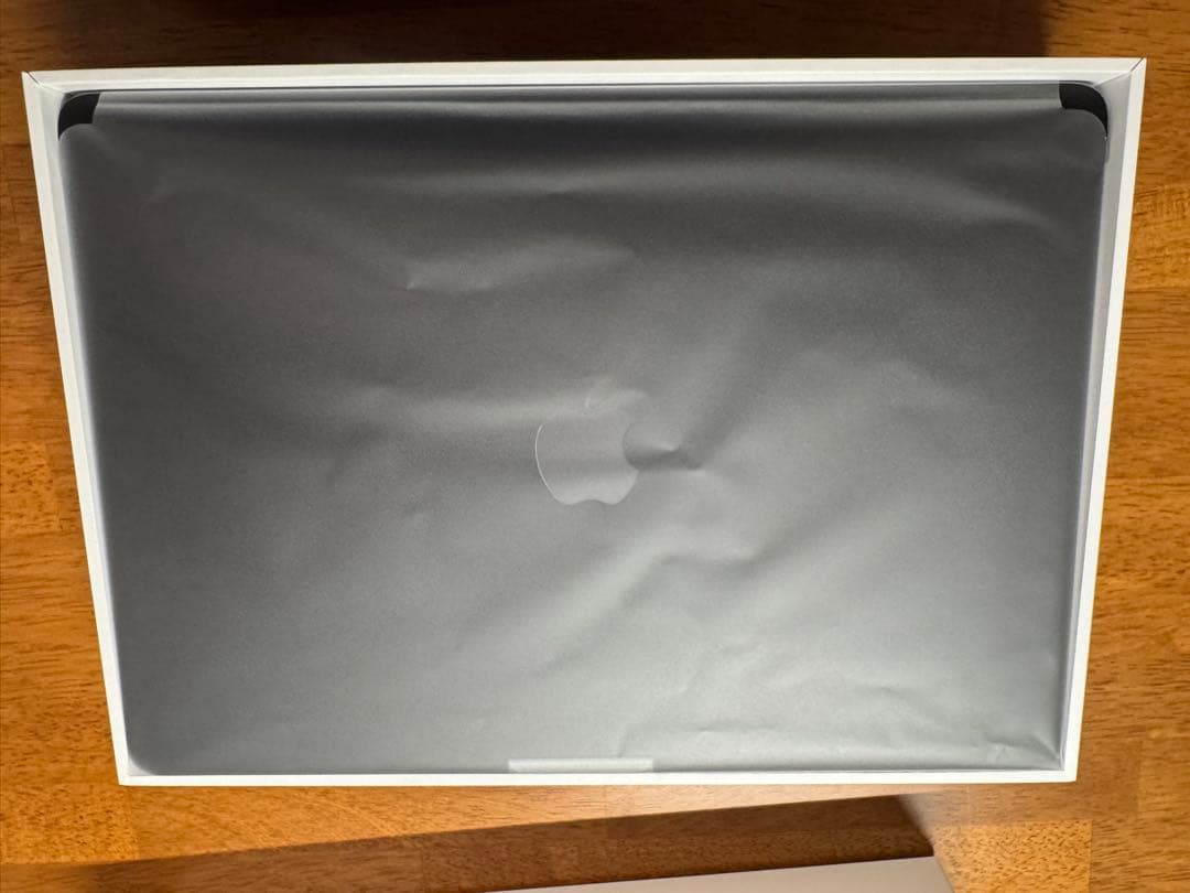 【スキンシール付き】MacBook Air M1 メモリ16GB／US配列