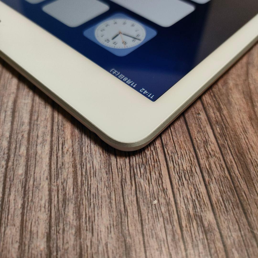 iPad 第7世代 32GB シルバー