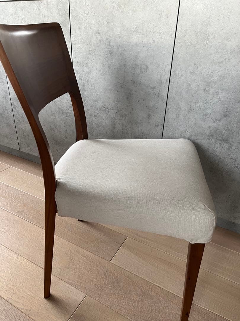 ダイニングチェア MOOGチェア　ウォールナット材