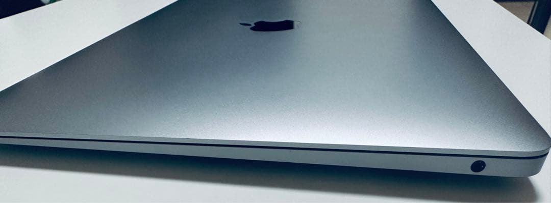 【美品】13インチMacBook Air 2020 【充電器付き】