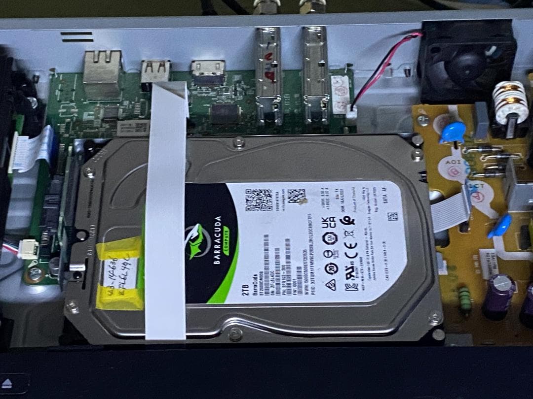 東芝　REGZA　DBR-W1008 変身 DBR-W2008 HDD:2TB