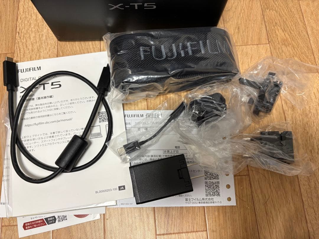 Fujifilm X-T5 ミラーレス一眼カメラ 本体