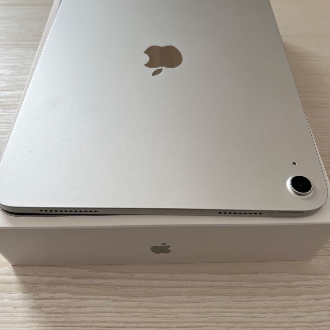 iPad 第11世代A16(2025) Wi-Fiモデル 128GB シルバー