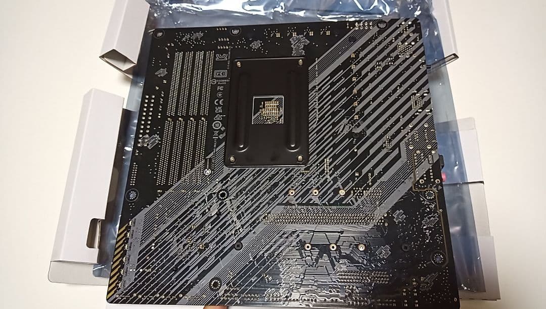 マザーボード ASUS TUF GAMING B550M-PLUS