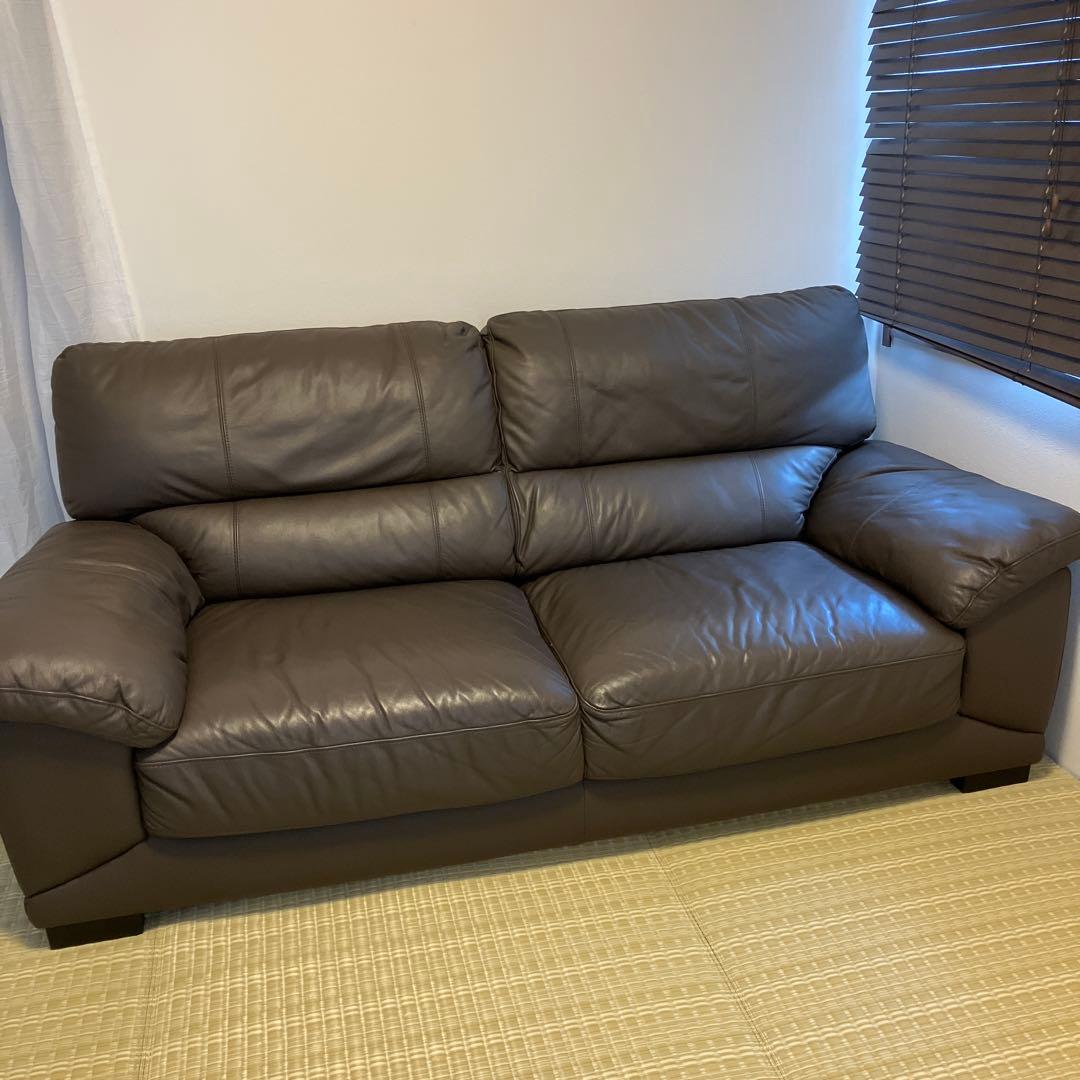 【美品・送料込】ニトリ　ブラウン 3人掛けソファ 合皮