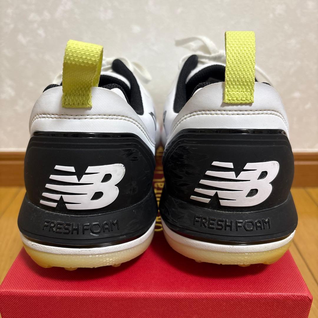 シューズ(男性用) New Balance UG2500 WHITE/BLACK(B4)