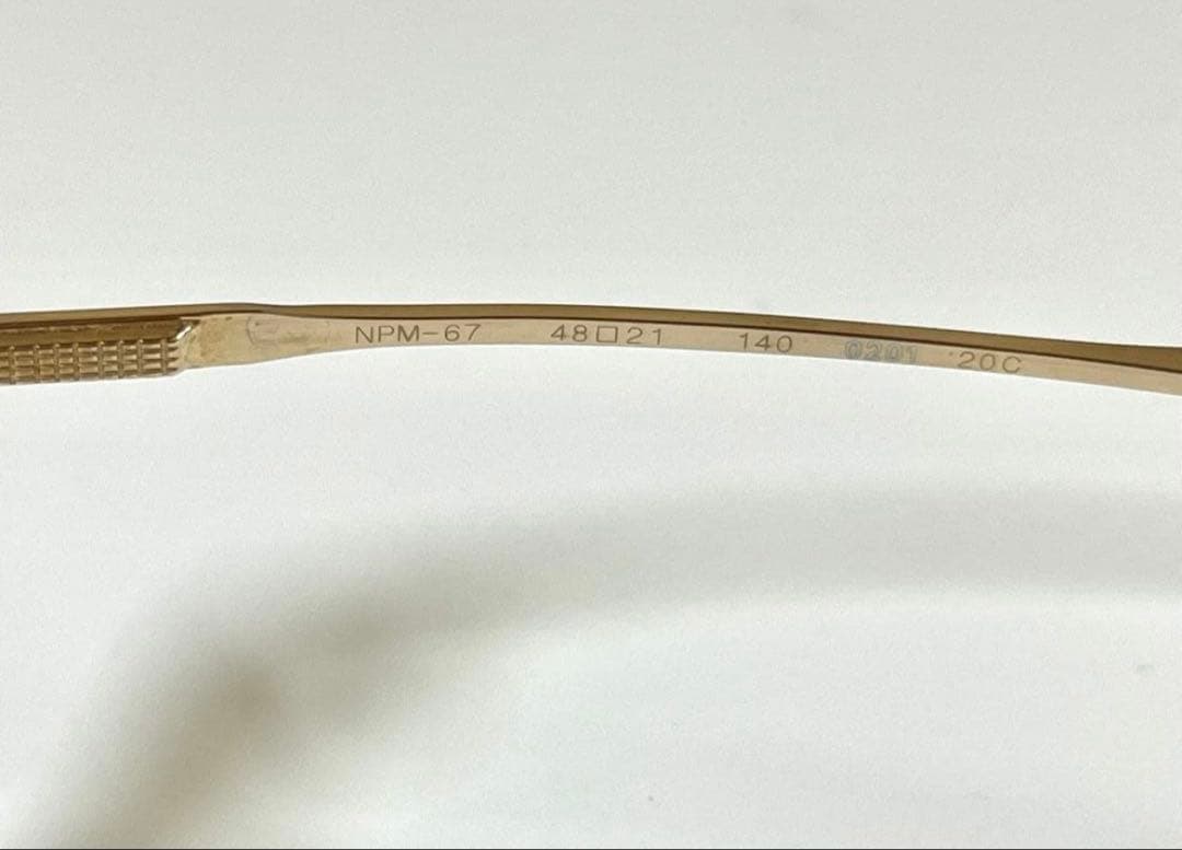 フォーナインズ 999.9 メガネ NPM-67ゴールド チタン　ケース付