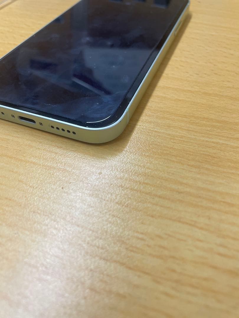 iPhone 12 64GB グリーン 85%本体 背面割れ小あり