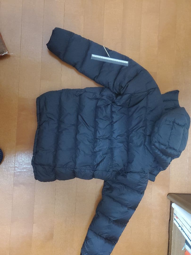 モンベル ライトアルパインダウンパーカ M ブラック（訳あり品正規購入）