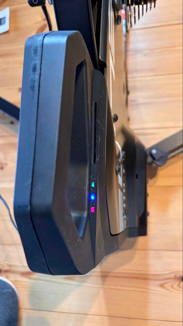 ELITE SUITO-T トレーニングローラー台※値下げしました✨