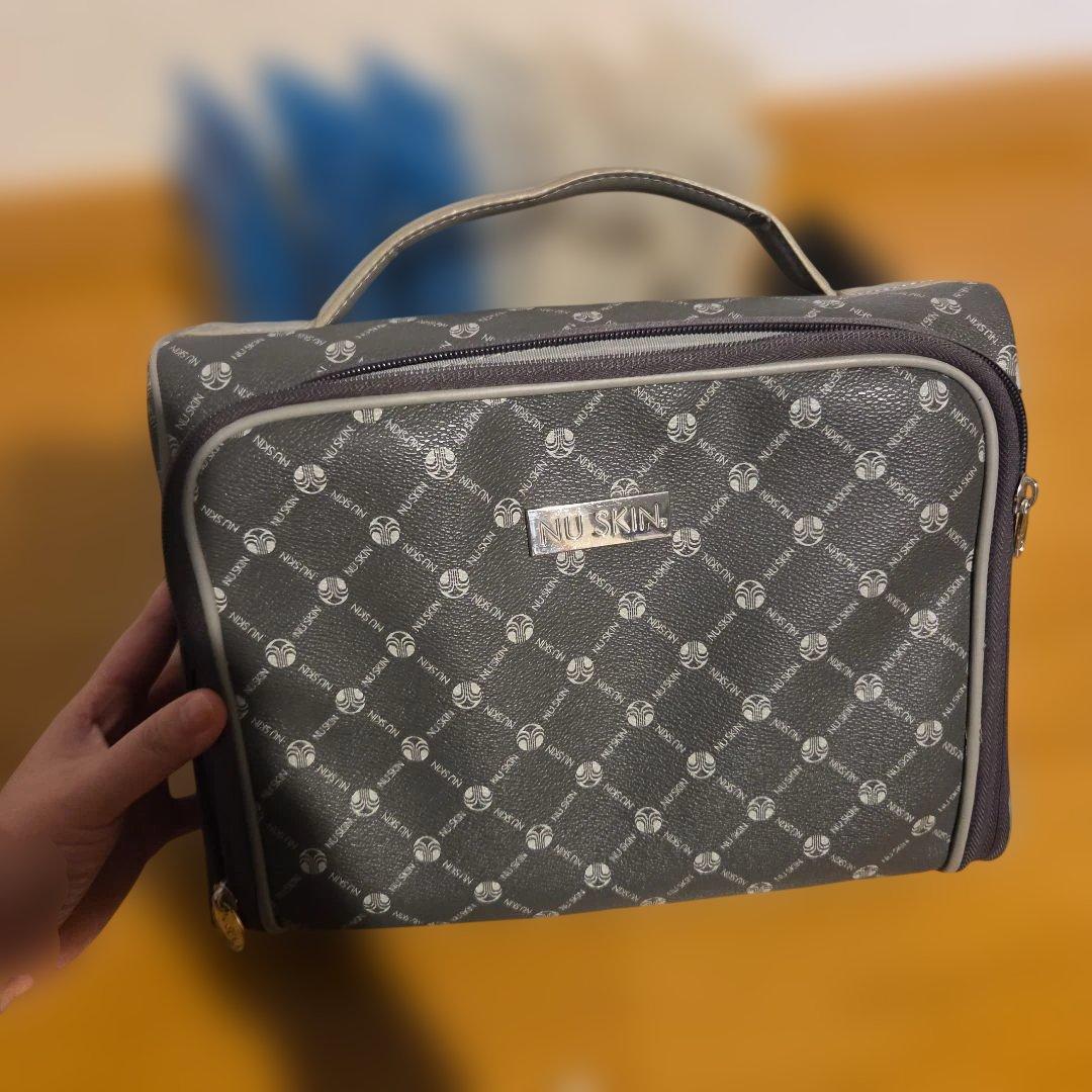 NU SKIN Galvanic Body Spa 美容器