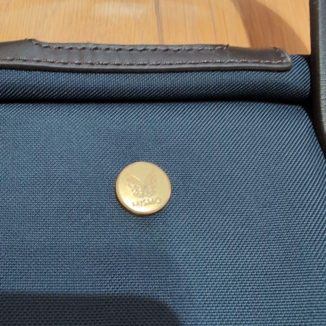 MISMO ミスモ ナイロンガーメントバッグ