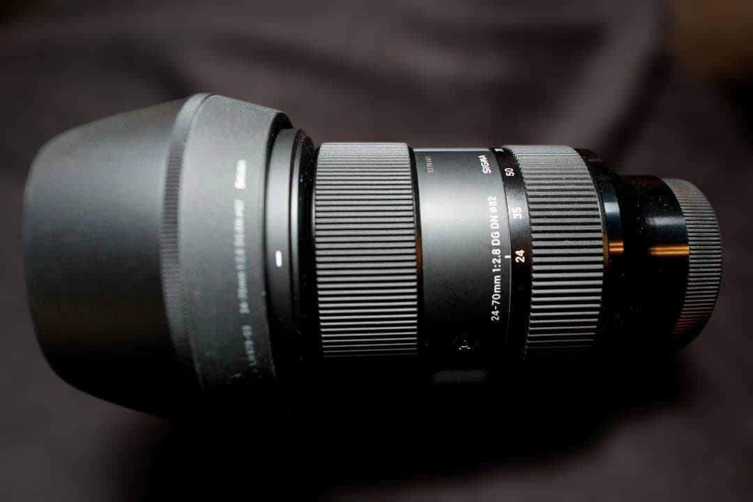 Sigma 24 - 70mm DG DN Art キャリングケース付き