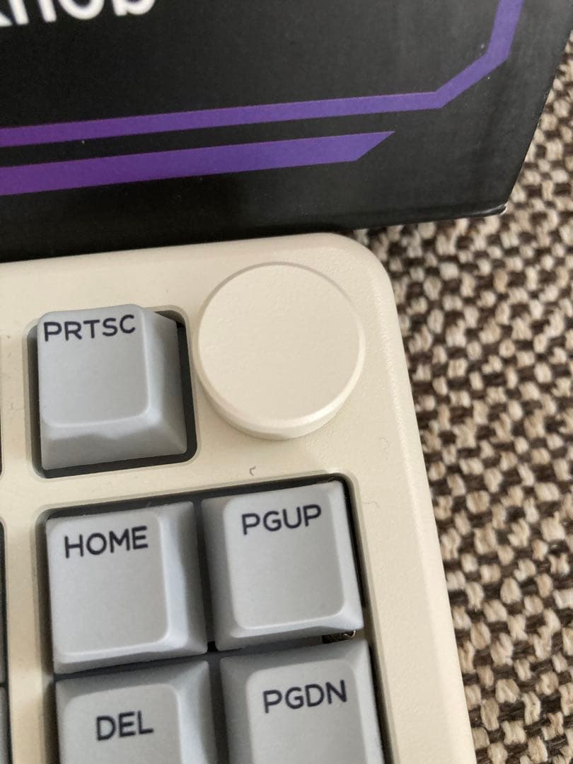 EPOMAKER Galaxy 70 メカニカルキーボード