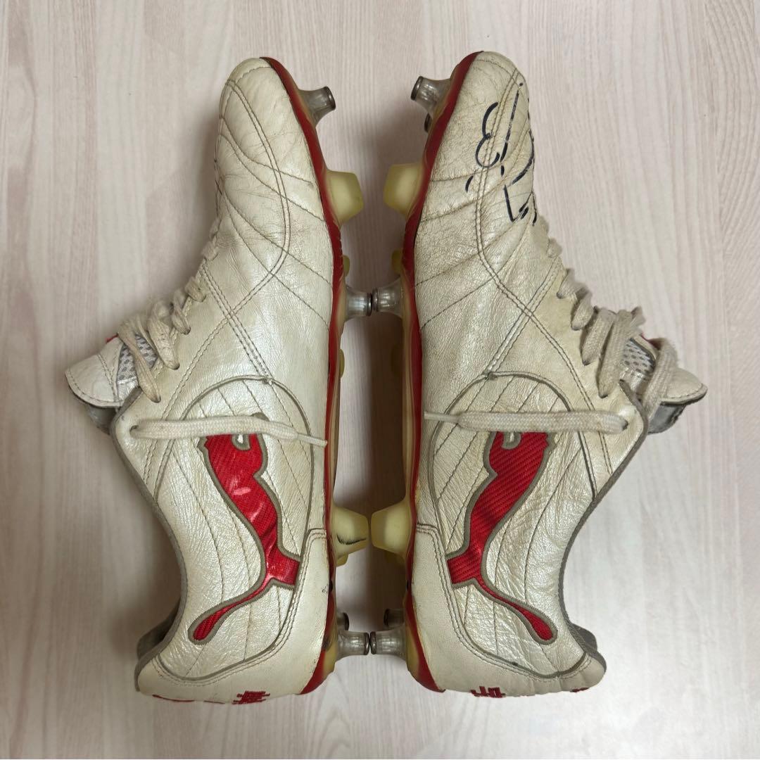 浦和レッズ 宇賀神友弥 サイン入り PUMA スパイク