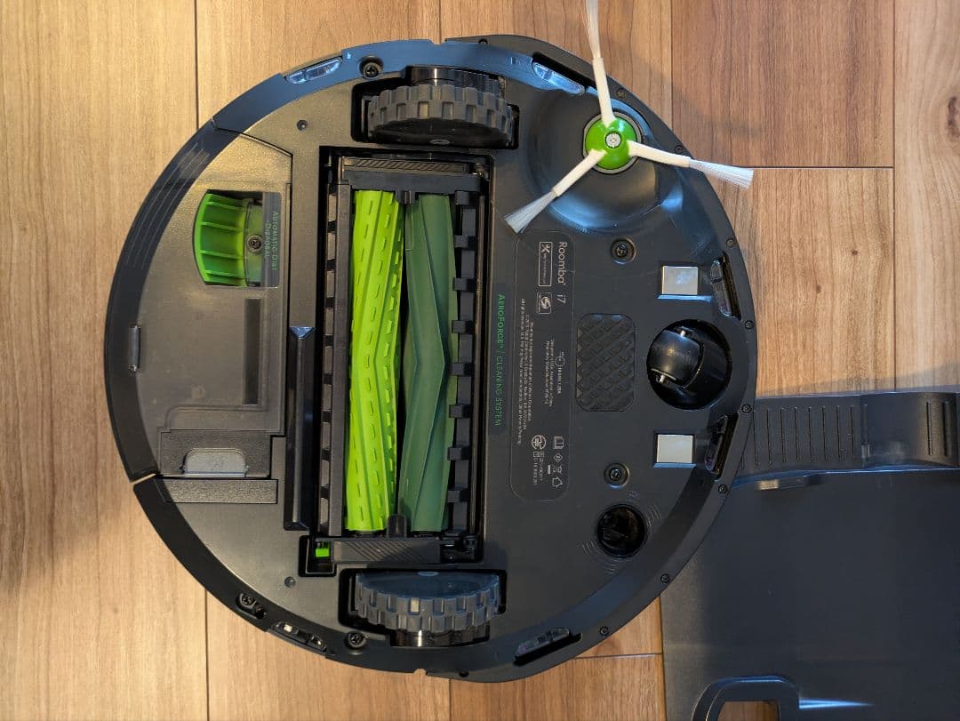 ルンバi7+ アイロボット (iRobot) ロボット掃除機　チャコール