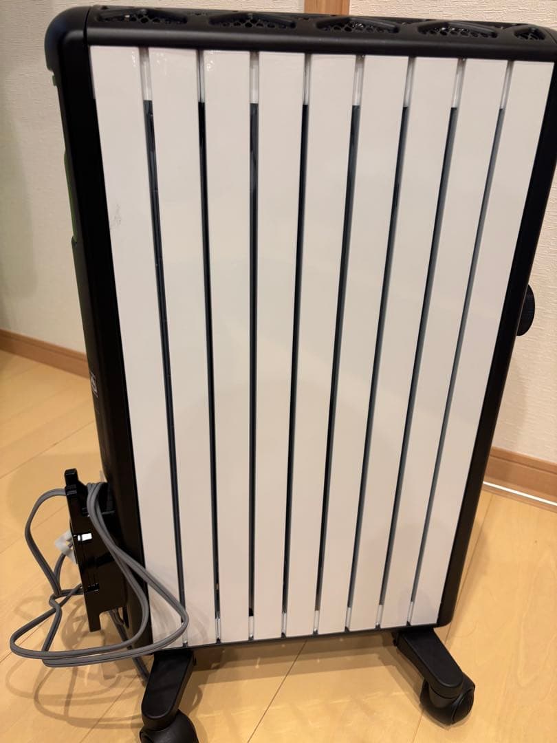 デロンギマルチダイナミックヒーターMDHS12-BK