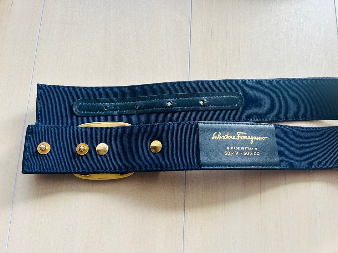 まゆみ　Salvatore Ferragamo ベルト