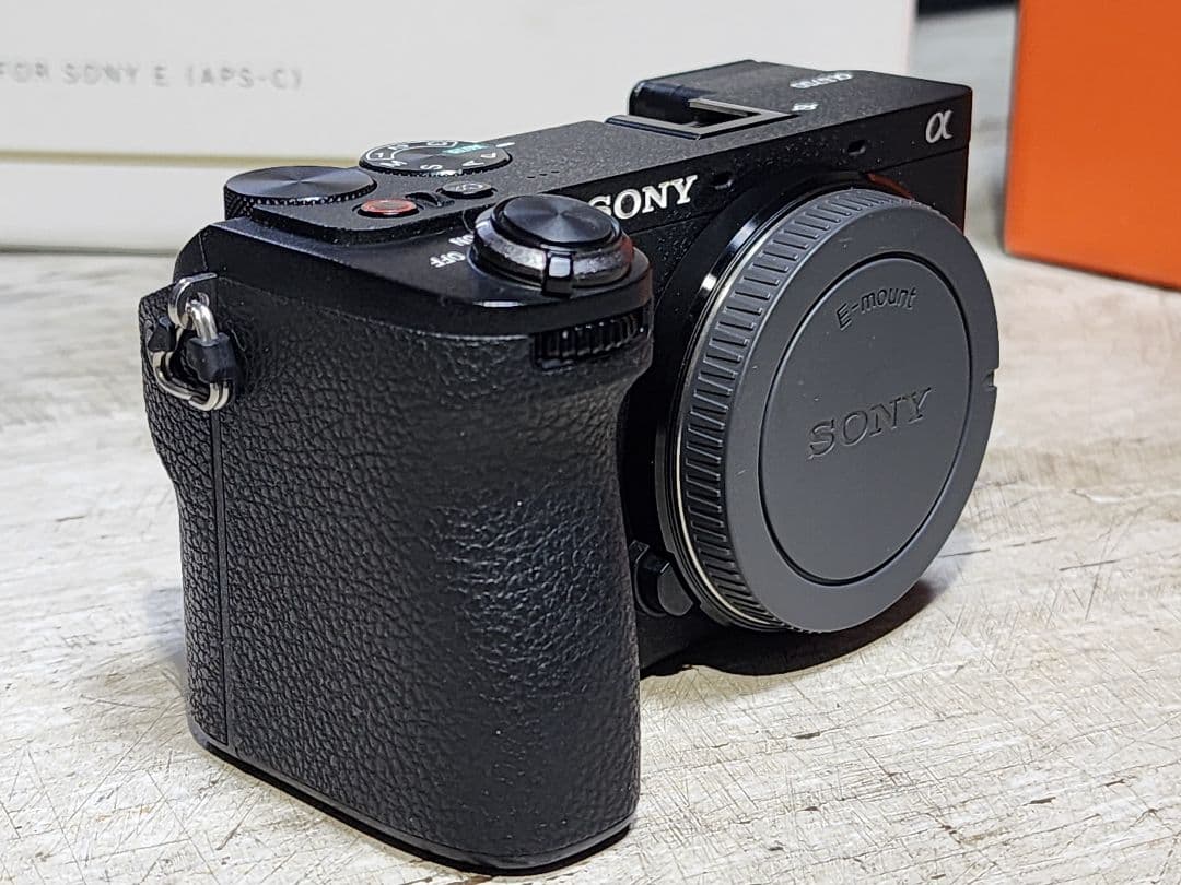 ソニー SONY α6700＋タムロンTAMRON18-300ｍｍ