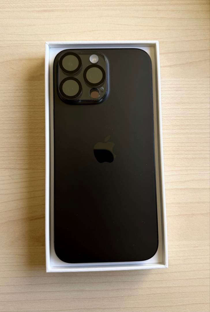 Apple iPhone 16 ProMax ブラックチタニウム 本体256GB