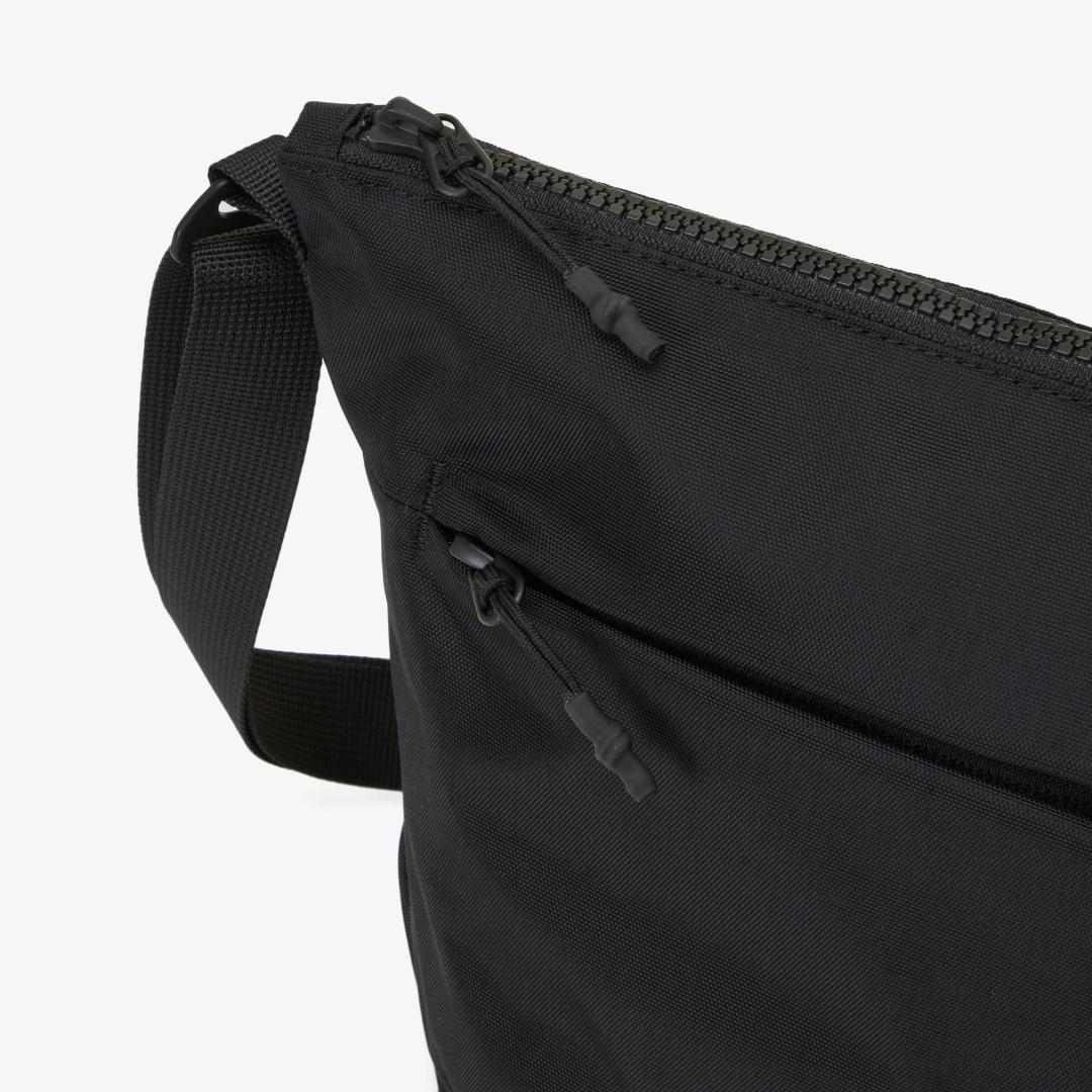 完売！ノースフェイス　レディース　ショルダーバッグ　韓国限定　BLK