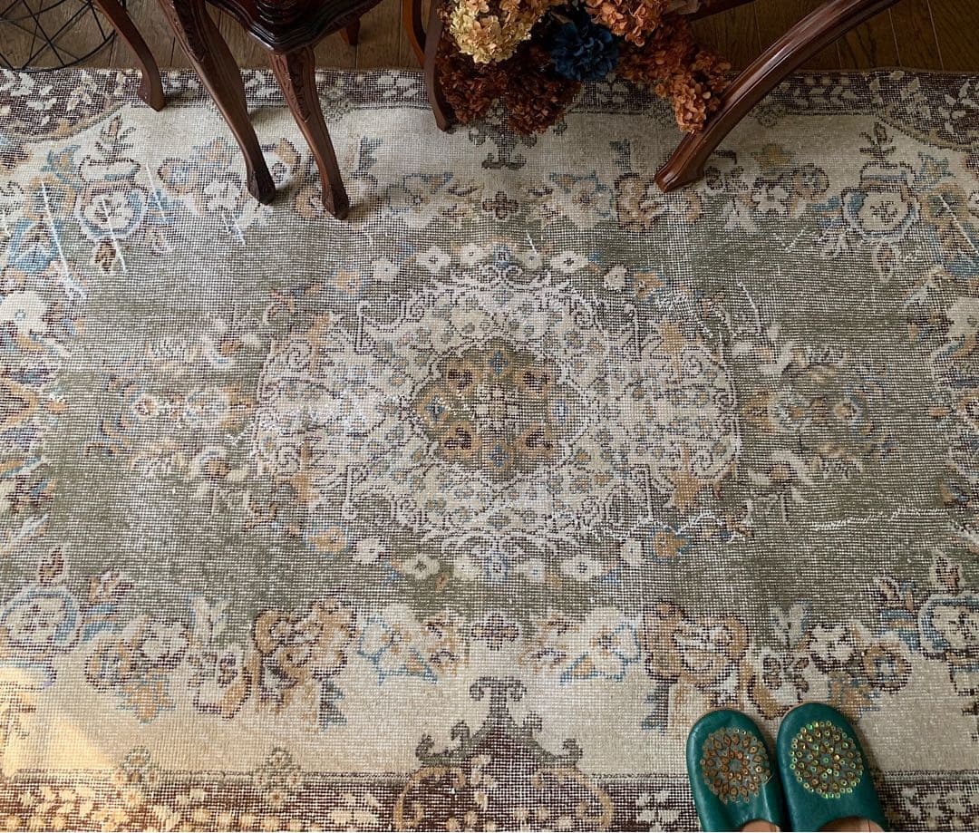 トルコヴィンテージラグ　超レア　スモーキーグリーン　193×116 ボタニカル