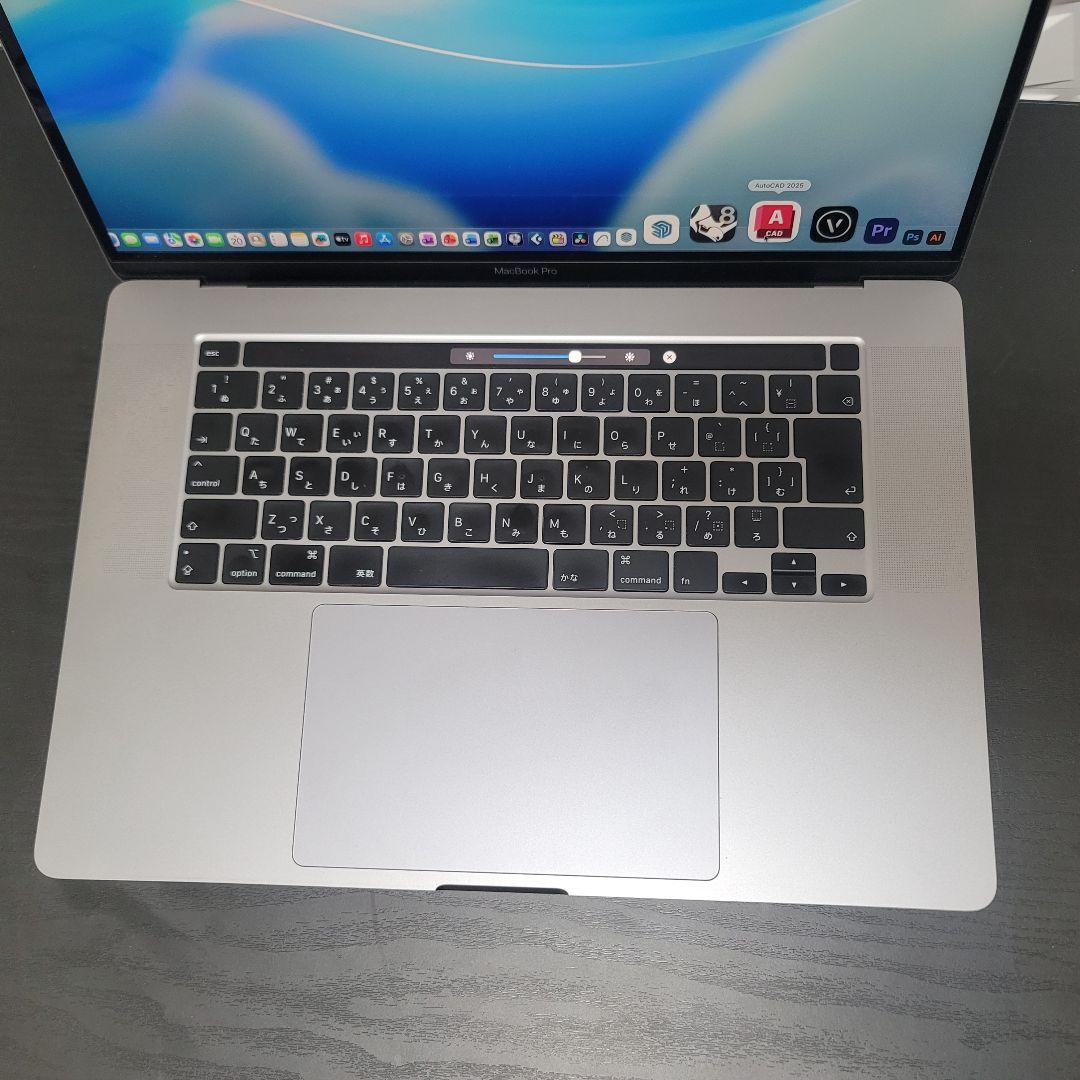 美品 MacBook Pro 16インチ i9 16/1TB CAD&3D設計
