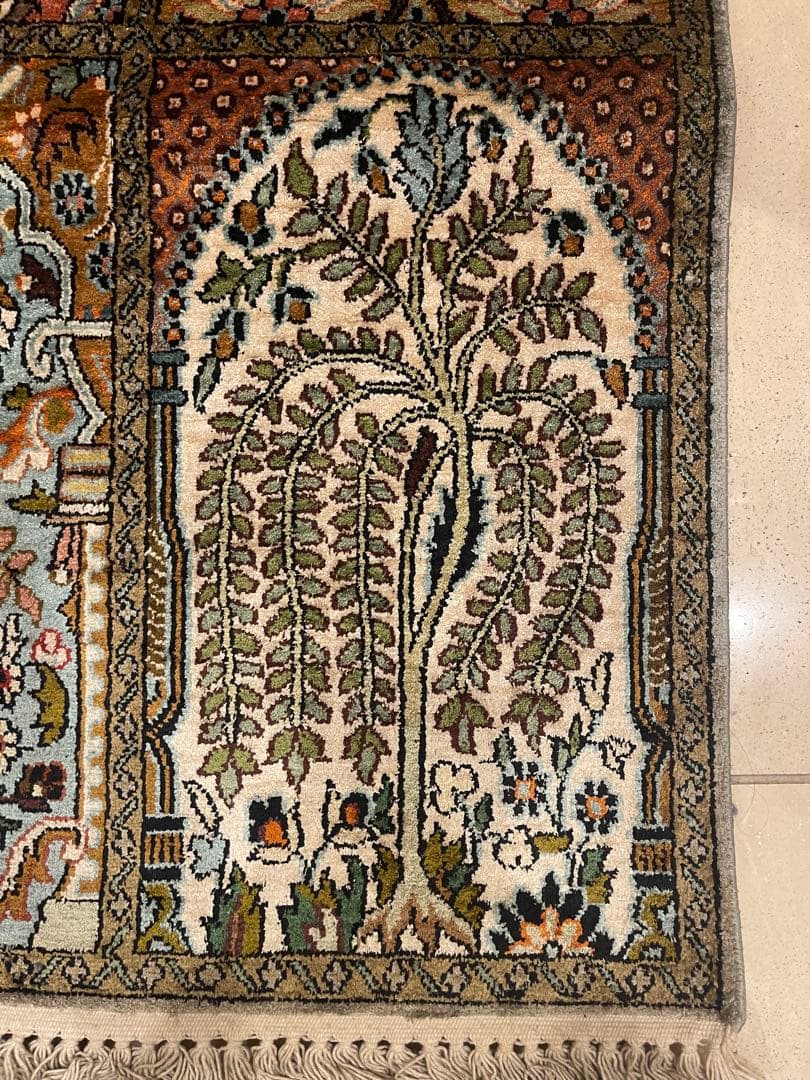 美しいデザインのラグ・カーペット、インドカシミール絨毯