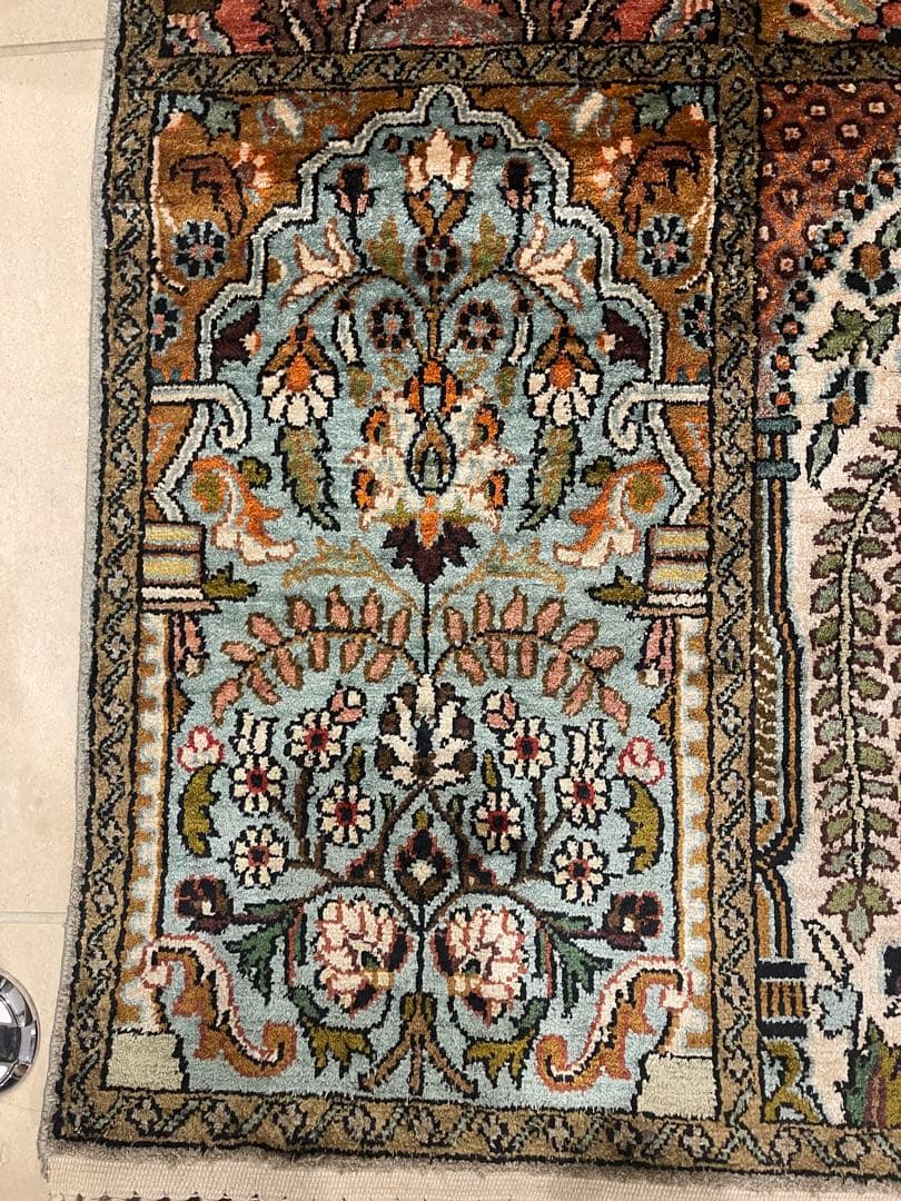 美しいデザインのラグ・カーペット、インドカシミール絨毯