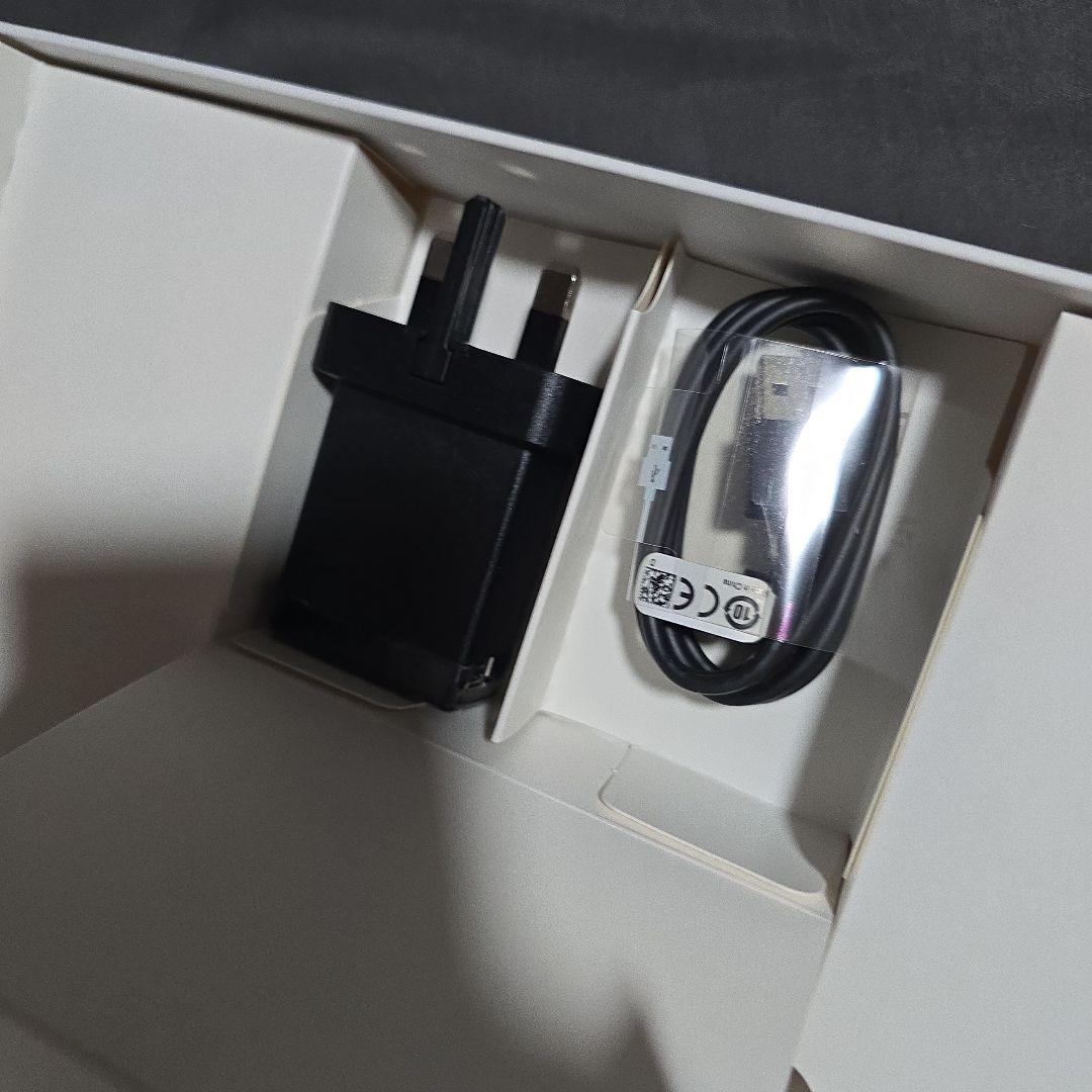 SONY Z4タブレット ホワイト sim free sgp771