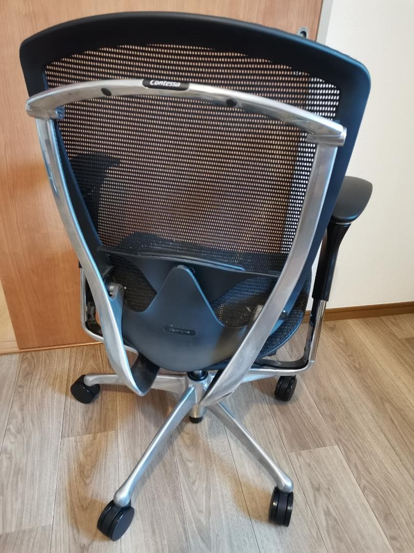 f*u様 2017年製 オカムラ コンテッサ 背座メッシュ CM31AB FBH