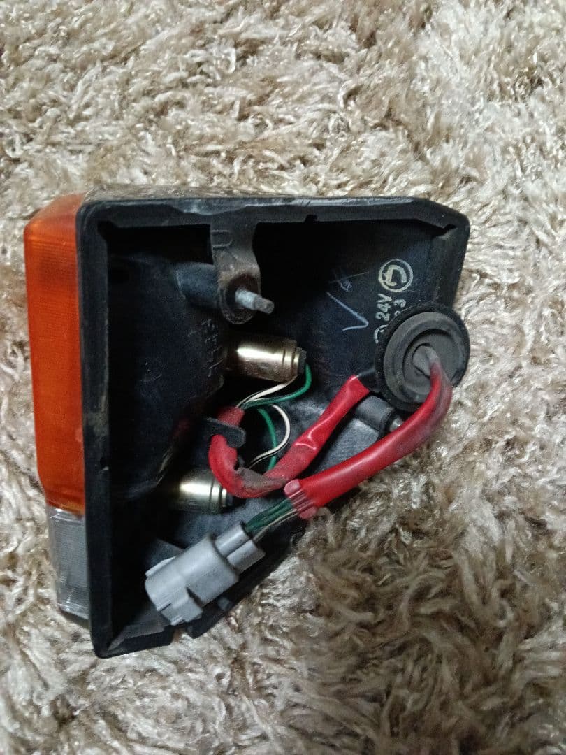 ランクル70 純正コーナーレンズ　ランドクルーザー70