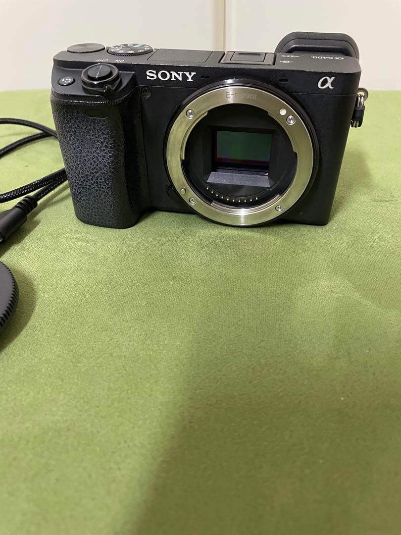 SONY α6400 ミラーレス一眼カメラ ※バッテリー付き