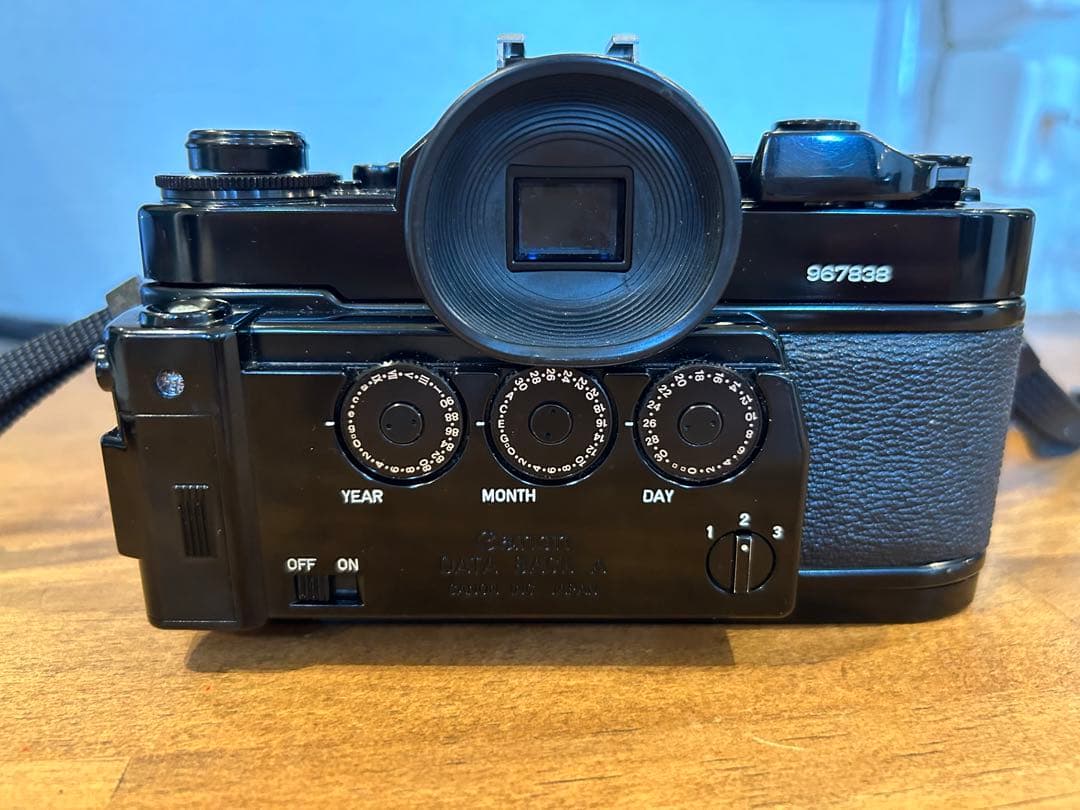 Canon A-1 　レンズ付き