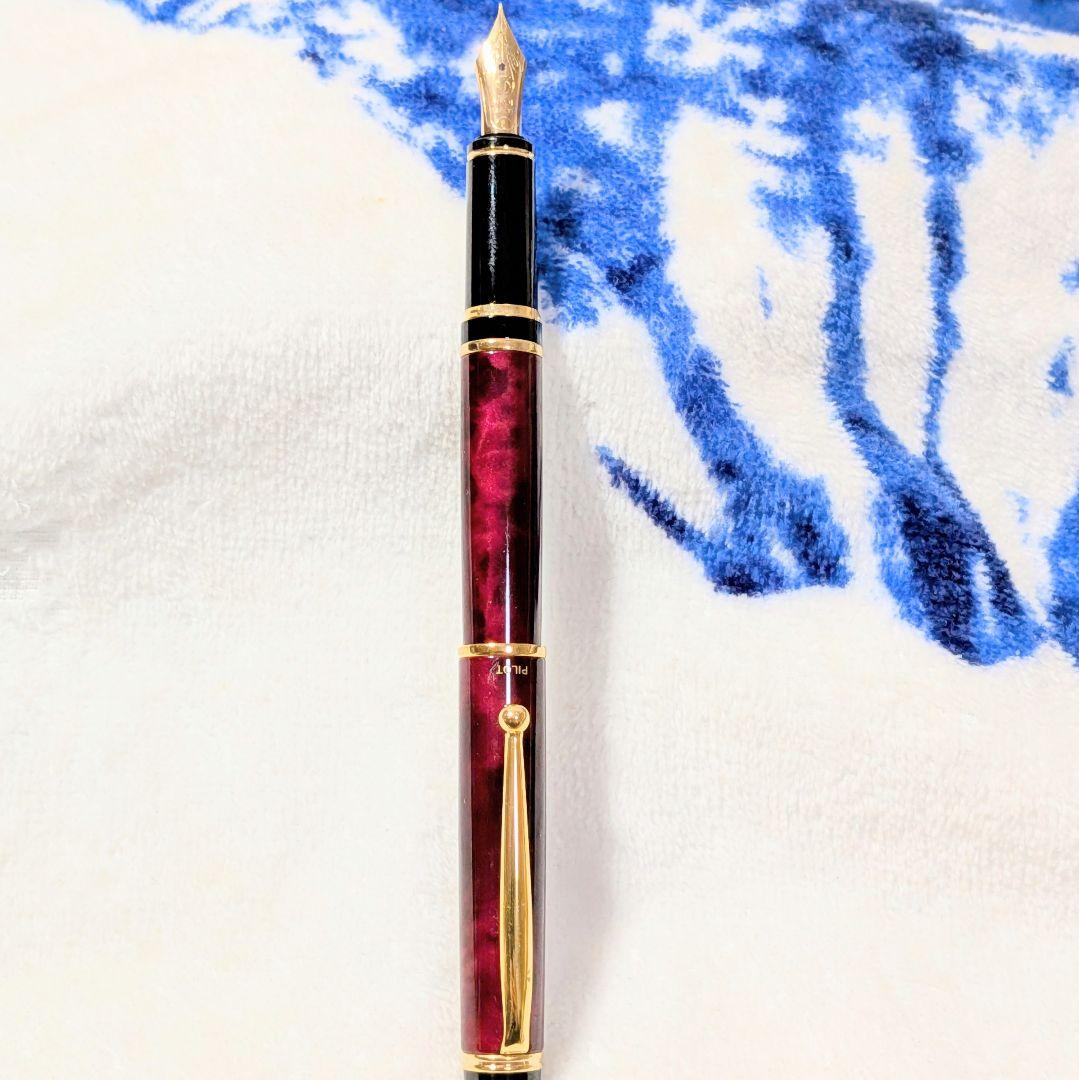 未使用品　レア初期型 パイロット グランセ ルビーレッドマーブル 万年筆 F