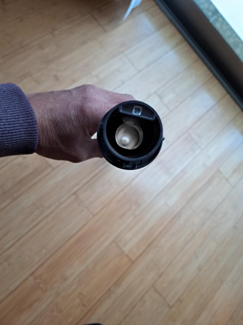 保証残有/安心/美品/ダイソン/SV18/掃除機/簡易掃除済/ハンディ/作動品