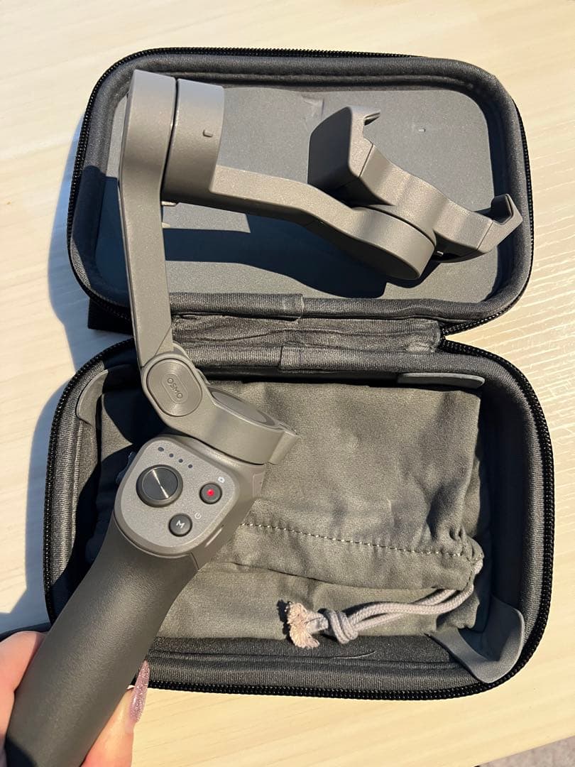 DJI ディージェイアイ　OSMO Mobile3 コンボ　ジンバル