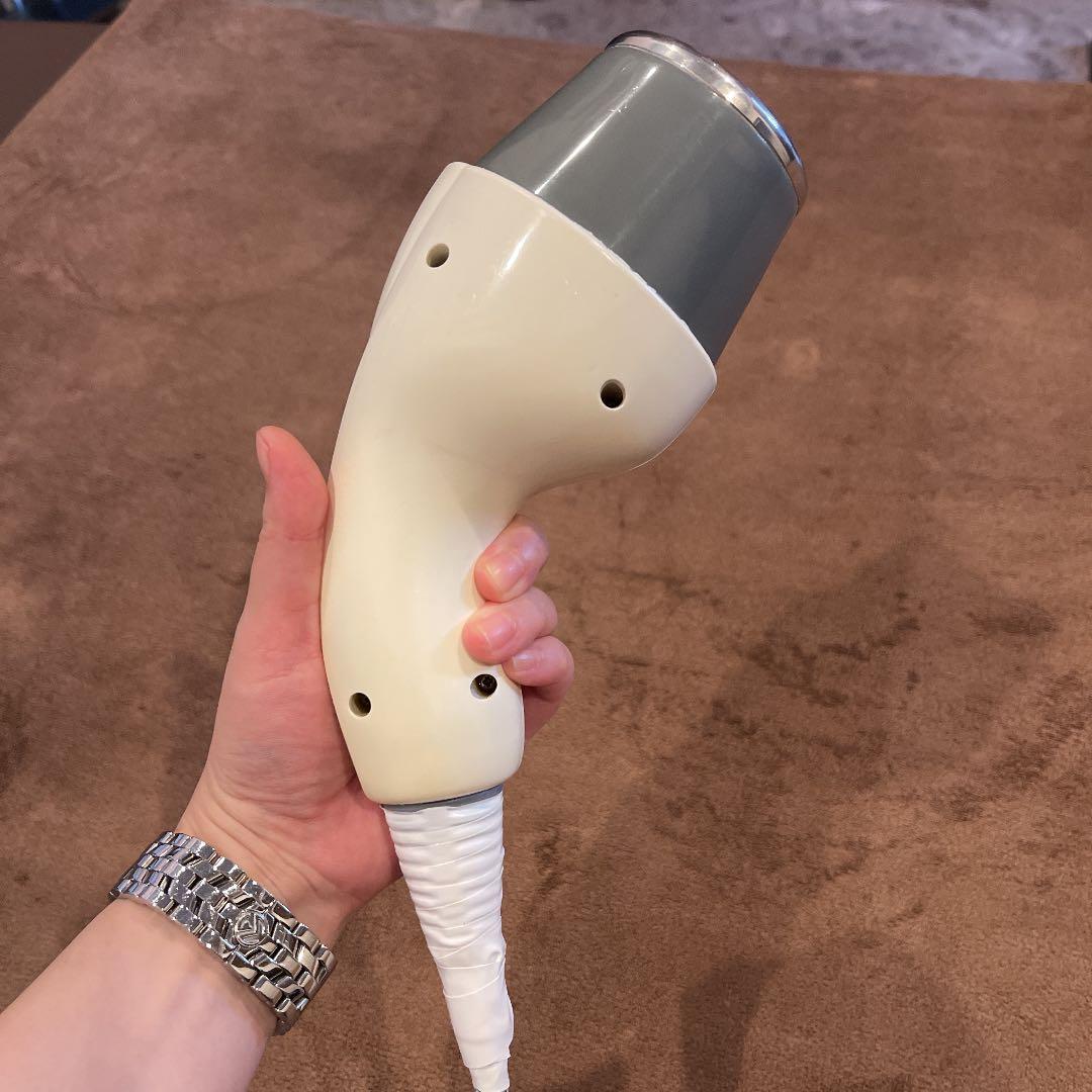 業務用　痩身機器　キャビエスト