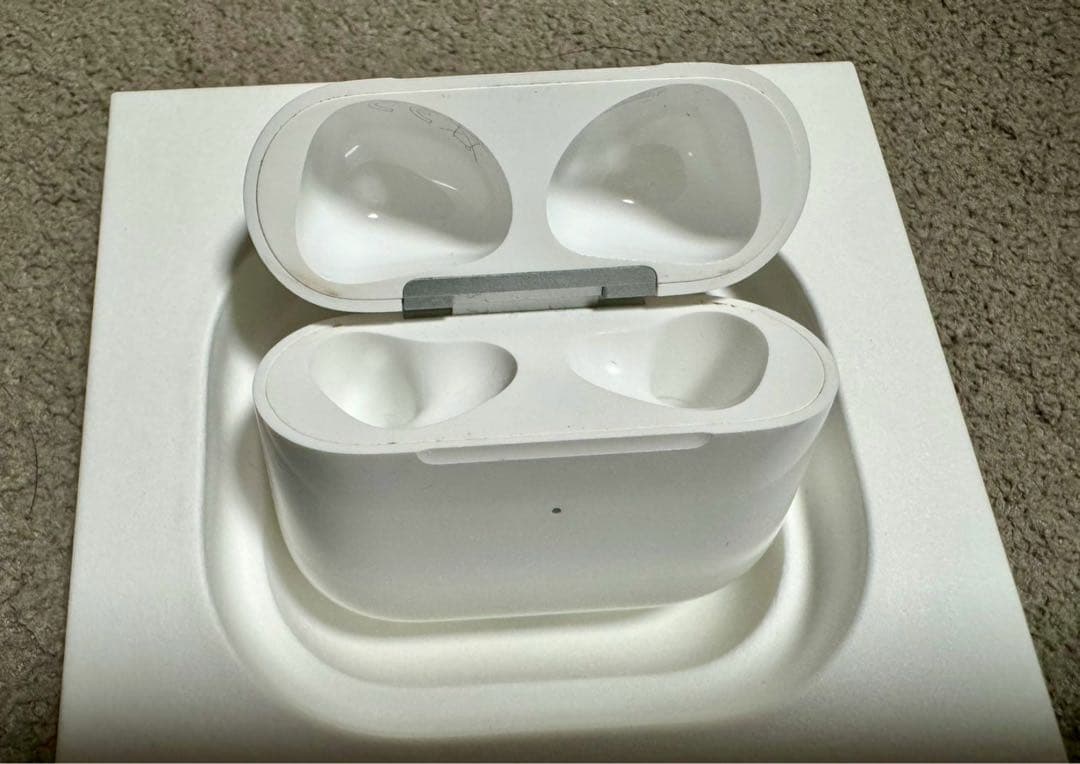 AirPods 第3世代　本体【箱付き】