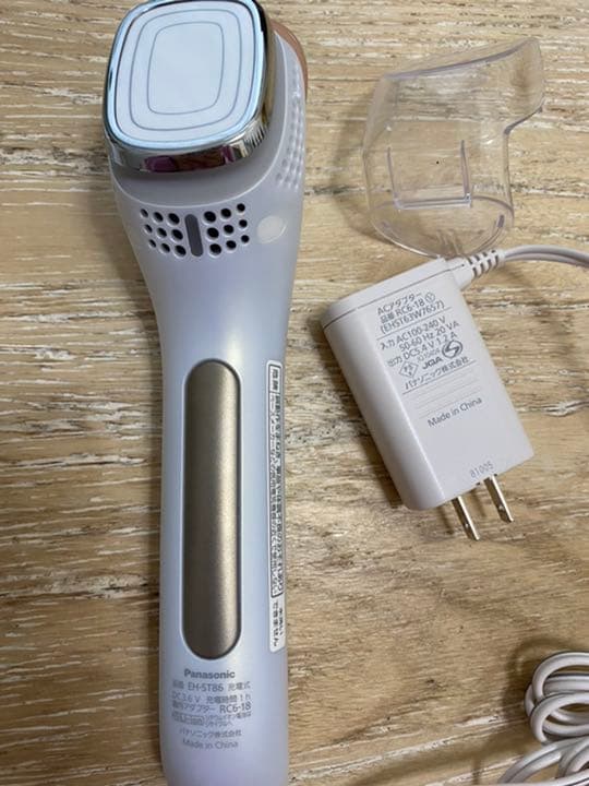 9/17まで　Panasonic イオンエフェクター　美顔器　EH-ST86-P