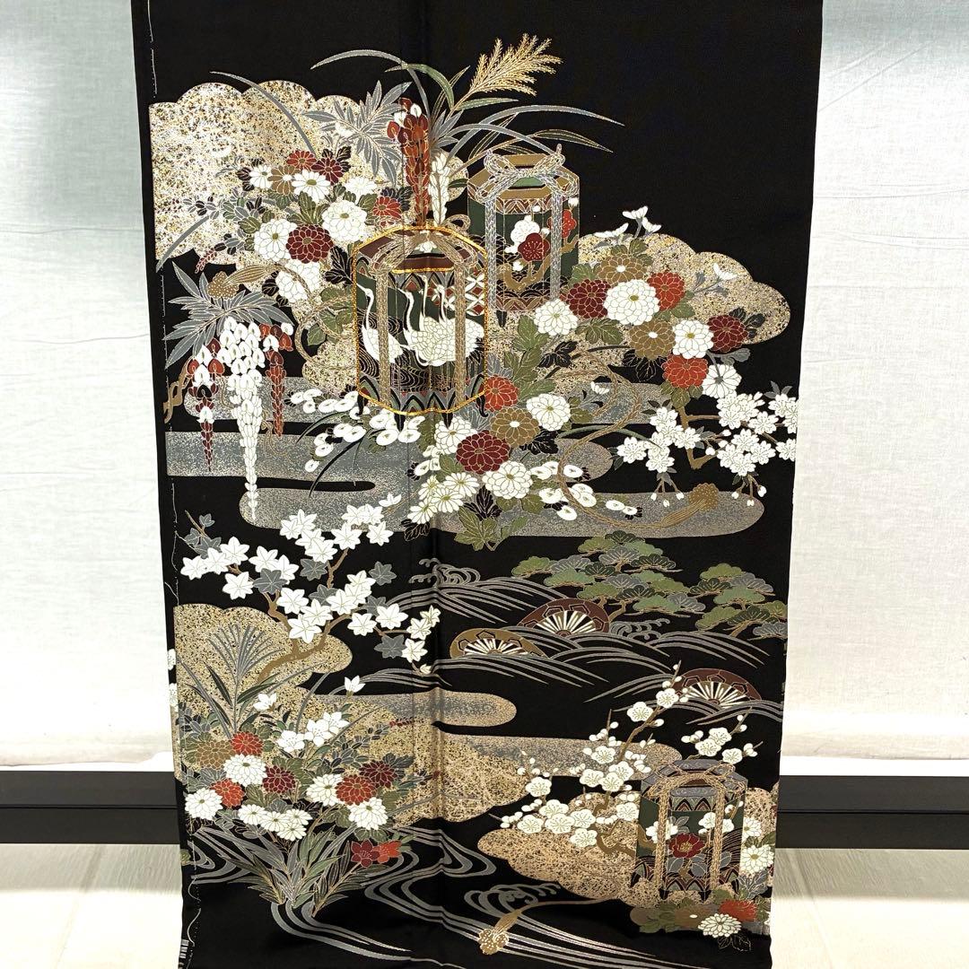 D126 黒留袖 金駒刺繍 鶴 花模様 正絹 着物 袷 しつけ糸付き未使用極美品
