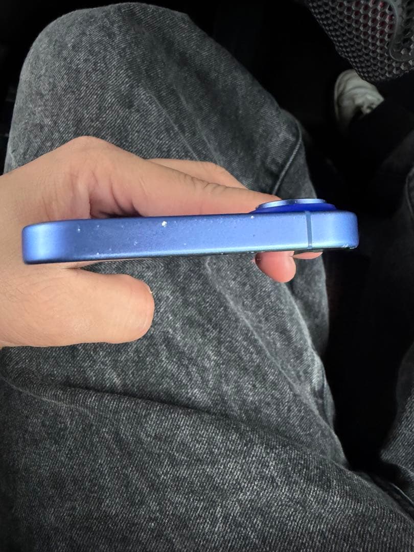 iPhone16 ウルトラマリン 本体 128GB 最終値下げ