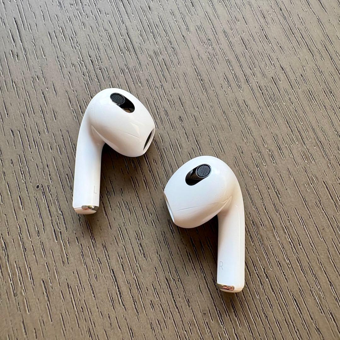 Apple AirPods 第三世代 本体 箱付き